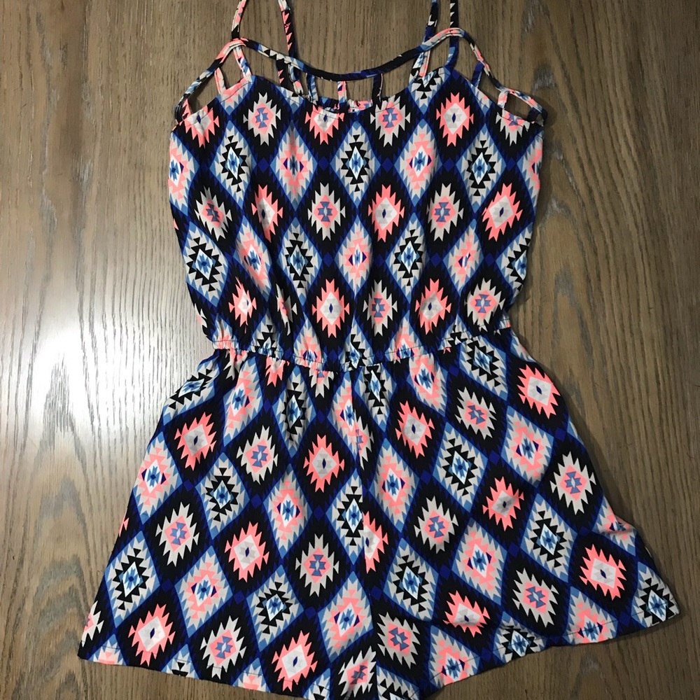 Multicolor pattern romper - Picture 2 of 7